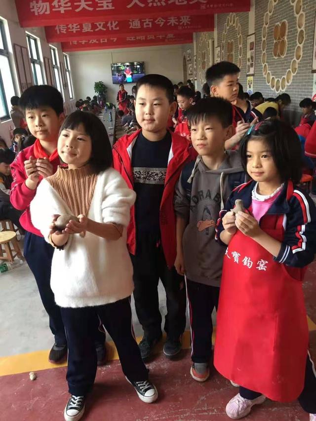 禹州神垕古镇景区再次迎来千人研学团队 禹州神垕古镇景区再次迎来千人研学团队