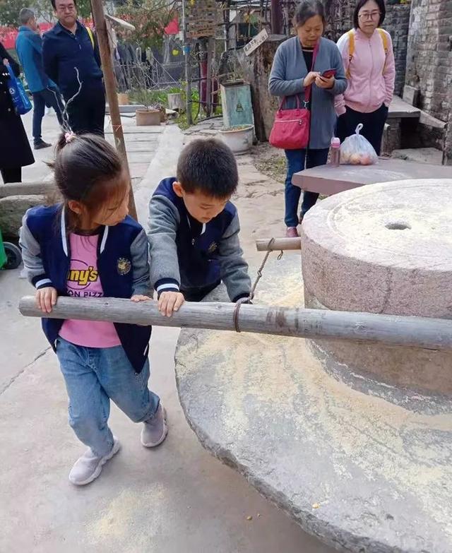 宇华实验幼儿园走进温博 畅享钧窑神奇魅力 宇华实验幼儿园走进温博 畅享钧窑神奇魅力