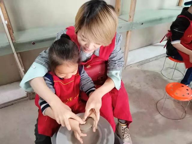 宇华实验幼儿园走进温博 畅享钧窑神奇魅力 宇华实验幼儿园走进温博 畅享钧窑神奇魅力