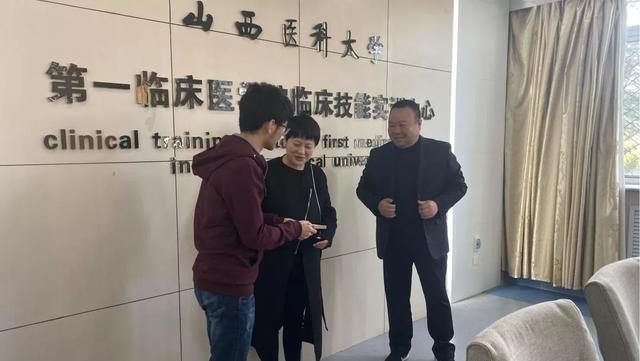 驱车往返两千多里 禹州市委宣传部为贫困学子圆大学梦 驱车往返两千多里 禹州市委宣传部为贫困学子圆大学梦