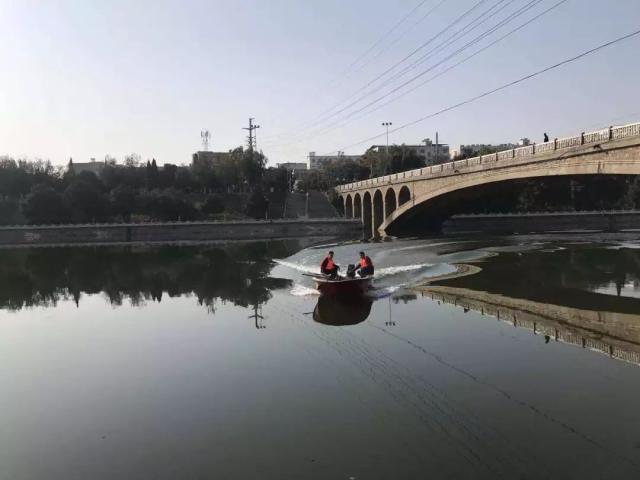 这群30岁的禹州年轻人每天捡一吨垃圾 这群30岁的禹州年轻人每天捡一吨垃圾