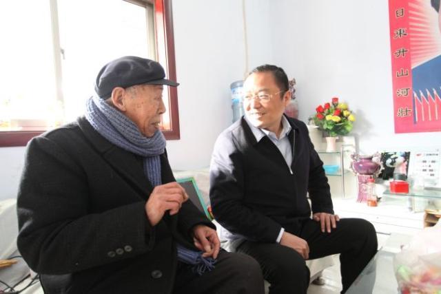 咋回事?禹州这位“90后”,却有65年党龄 咋回事?禹州这位“90后”,却有65年党龄