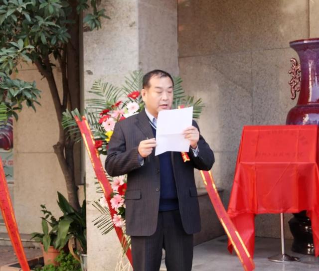 郑州工程技术学院(禹州)实践教学实习基地挂牌仪式如期举行 郑州工程技术学院(禹州)实践教学实习基地挂牌仪式如期举行