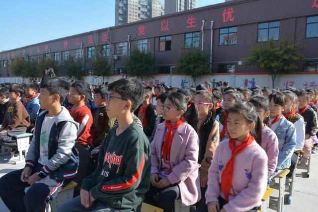 戏曲文化永传承 中华美德沁人心--禹州市戏曲进校园活动走进寨子小学 戏曲文化永传承 中华美德沁人心--禹州市戏曲进校园活动走进寨子小学