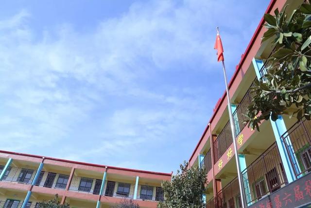 11月15日禹州市文殊镇福娃学校第六届运动会隆重开幕 11月15日禹州市文殊镇福娃学校第六届运动会隆重开幕
