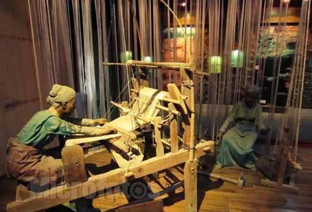神垕陶瓷用车拉 不如顺店刺绣胳肢夹 神垕陶瓷用车拉 不如顺店刺绣胳肢夹