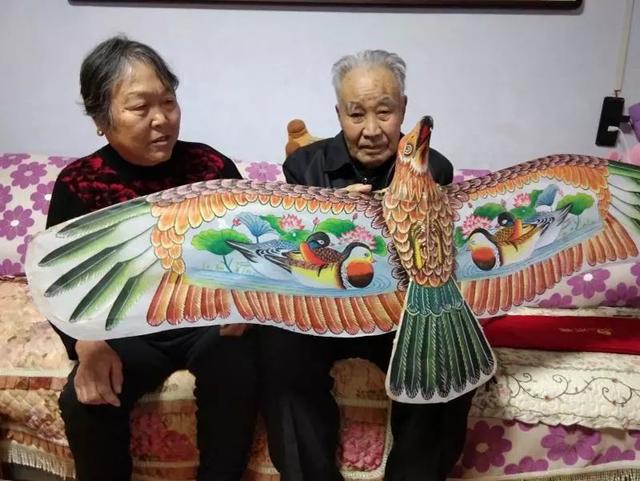一位与风筝齐“飞”的老人——访禹州市风筝技艺传承人顾文祯 一位与风筝齐“飞”的老人——访禹州市风筝技艺传承人顾文祯