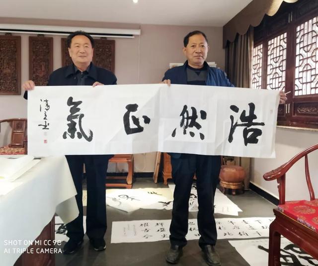 书法遇上唐钧 佳联成对好诗成章佳句频出 书法遇上唐钧 佳联成对好诗成章佳句频出