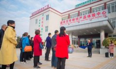 禹州非遗魅力行到中国钧瓷文化园进行实地观摩