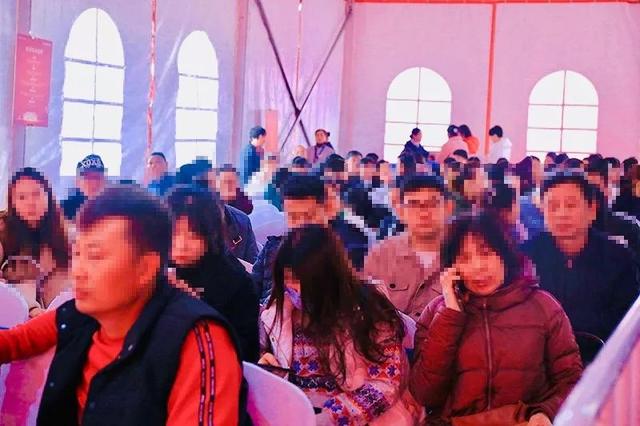11月23日禹州建业大城小院首度开盘 149套房源超500人争抢! 11月23日禹州建业大城小院首度开盘 149套房源超500人争抢!