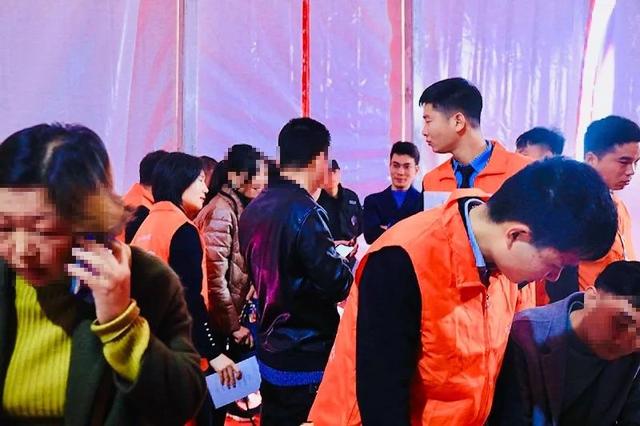 11月23日禹州建业大城小院首度开盘 149套房源超500人争抢! 11月23日禹州建业大城小院首度开盘 149套房源超500人争抢!