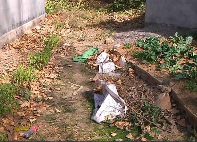 禹州花石镇一摘牌村被电视台曝光!面对问题村干却又一大困扰 禹州花石镇一摘牌村被电视台曝光!面对问题村干却又一大困扰