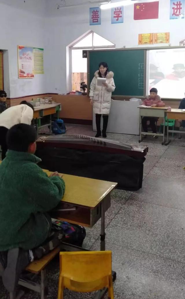 新天地小学家长会 感谢家长对学校的支持认可! 新天地小学家长会 感谢家长对学校的支持认可!