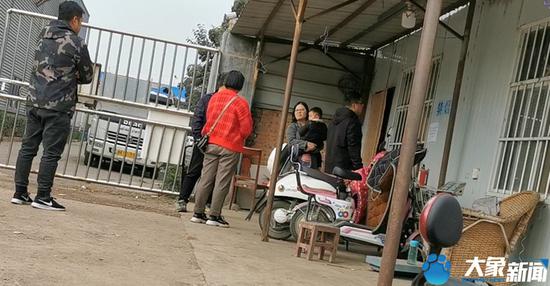 禹州“天价收费”停车场续:多部门协商解决 法院称可以帮忙谈“优惠” 禹州“天价收费”停车场续:多部门协商解决 法院称可以帮忙谈“优惠”