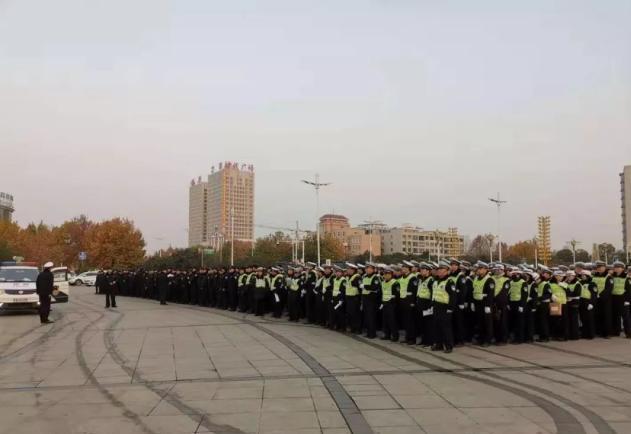 禹州文明出行倡议书 开文明车、行文明路,争做文明禹州人 禹州文明出行倡议书 开文明车、行文明路,争做文明禹州人