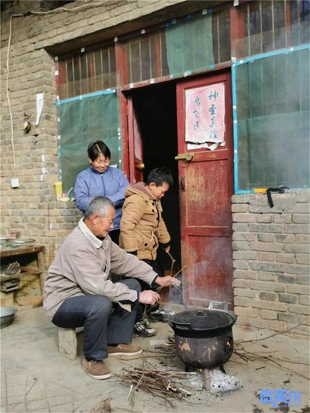 让我们一起守护禹州鸠山镇山区的孩子们 这个寒冬因爱而温暖! 让我们一起守护禹州鸠山镇山区的孩子们 这个寒冬因爱而温暖!