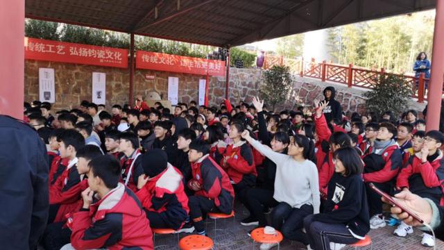禹州天宝钧窑近日迎来多批大型研学团队! 禹州天宝钧窑近日迎来多批大型研学团队!