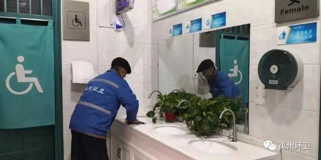 禹州创卫600余名环卫职工全员上岗 巩固创文成果提升洁净环境 禹州创卫600余名环卫职工全员上岗 巩固创文成果提升洁净环境