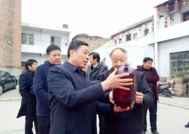 禹州神垕钧瓷 家有万贯,不如钧瓷一片 禹州神垕钧瓷 家有万贯,不如钧瓷一片