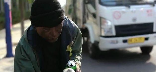 禹州本土金牌导演微电影《垃圾桶》隆重上线! 禹州本土金牌导演微电影《垃圾桶》隆重上线!