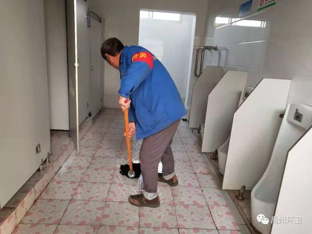 禹州环卫:坚持开展每周清洁行动 常态巩固城区卫生质量 禹州环卫:坚持开展每周清洁行动 常态巩固城区卫生质量
