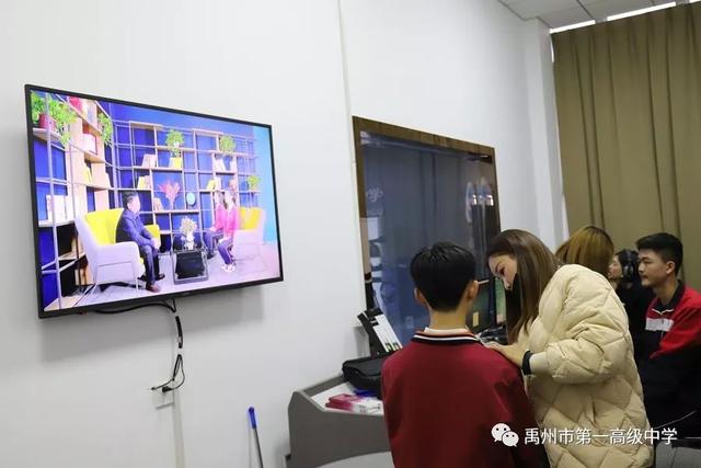 禹州首家校园电视台快要开播啦! 禹州首家校园电视台快要开播啦!