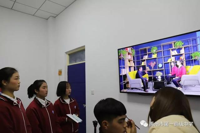 禹州首家校园电视台快要开播啦! 禹州首家校园电视台快要开播啦!