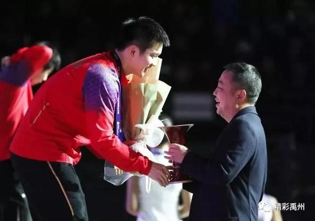 好事!中国乒乓天团集体抱起了禹州钧瓷 好事!中国乒乓天团集体抱起了禹州钧瓷