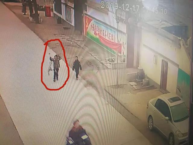 禹州8岁男童走失,全村人急寻!大家快动动手帮帮忙 禹州8岁男童走失,全村人急寻!大家快动动手帮帮忙