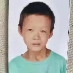 禹州8岁男童走失,全村人急寻!大家快动动手帮帮忙 禹州8岁男童走失,全村人急寻!大家快动动手帮帮忙