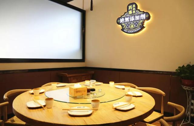 禹州又一家新店开业,大肉块送送送!我们去把老板吃哭 禹州又一家新店开业,大肉块送送送!我们去把老板吃哭