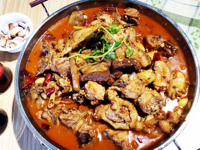 禹州又一家新店开业,大肉块送送送!我们去把老板吃哭 禹州又一家新店开业,大肉块送送送!我们去把老板吃哭