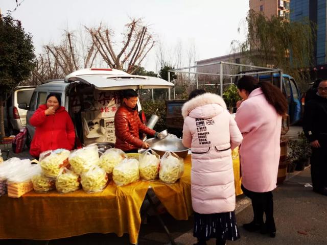 禹州商博城狗市 老一辈人的热衷之地! 禹州商博城狗市 老一辈人的热衷之地!