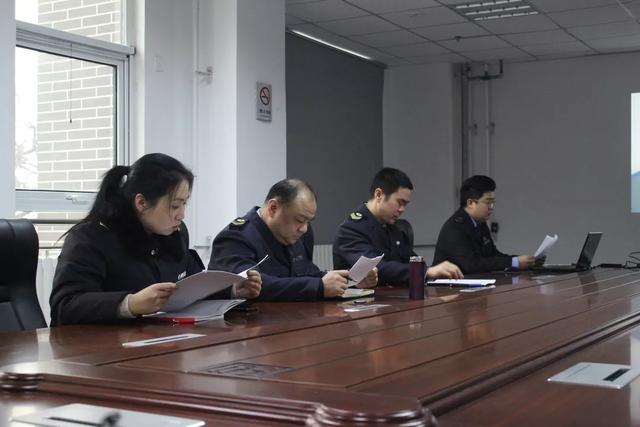 禹州卫生监督与您一起共同关注职业健康! 禹州卫生监督与您一起共同关注职业健康!