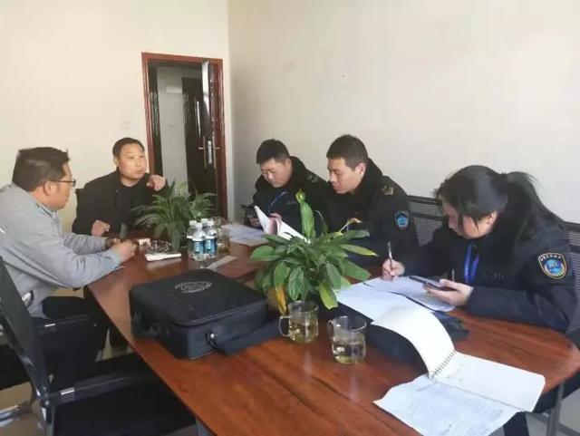 禹州卫生监督与您一起共同关注职业健康! 禹州卫生监督与您一起共同关注职业健康!