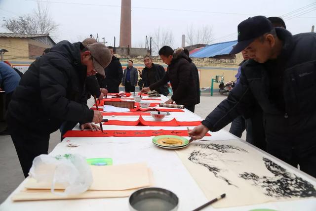 情暖百姓 福进万家“艺术进万家”活动走进褚河镇肖庄社区 情暖百姓 福进万家“艺术进万家”活动走进褚河镇肖庄社区