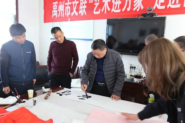 情暖百姓 福进万家“艺术进万家”活动走进褚河镇肖庄社区 情暖百姓 福进万家“艺术进万家”活动走进褚河镇肖庄社区
