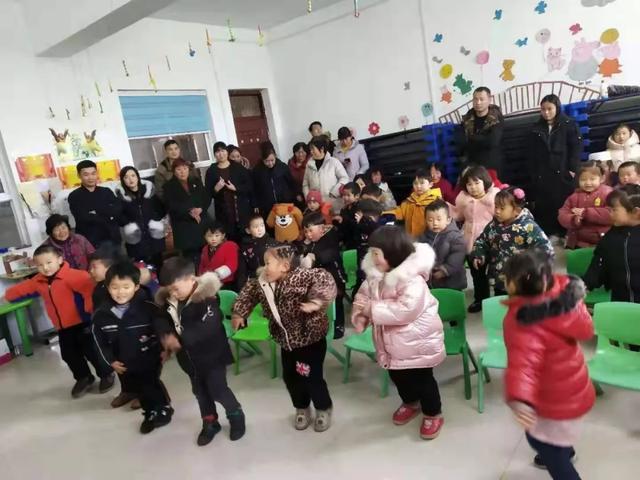 禹州文殊镇福娃学校庆元旦迎新年活动圆满结束 禹州文殊镇福娃学校庆元旦迎新年活动圆满结束