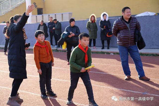 禹州一高教育集团前后屯学校运动会掠影 禹州一高教育集团前后屯学校运动会掠影
