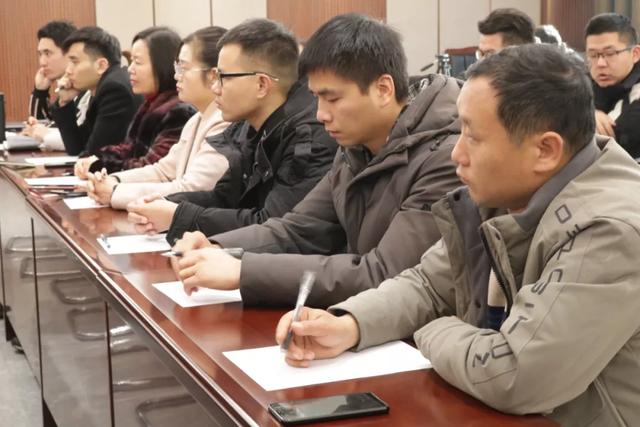 钧瓷大讲堂:当代钧瓷创新的认识和解读 钧瓷大讲堂:当代钧瓷创新的认识和解读