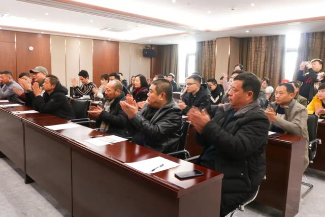 钧瓷大讲堂:当代钧瓷创新的认识和解读 钧瓷大讲堂:当代钧瓷创新的认识和解读