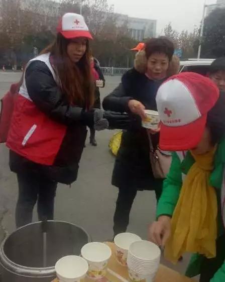 今天禹州城大街小巷,香糯腊八粥 浓浓红会情 今天禹州城大街小巷,香糯腊八粥 浓浓红会情