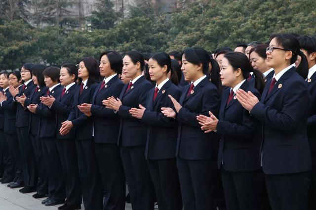 不负韶华,筑梦前行--禹州市人民检察院隆重举行升国旗仪式 不负韶华,筑梦前行--禹州市人民检察院隆重举行升国旗仪式