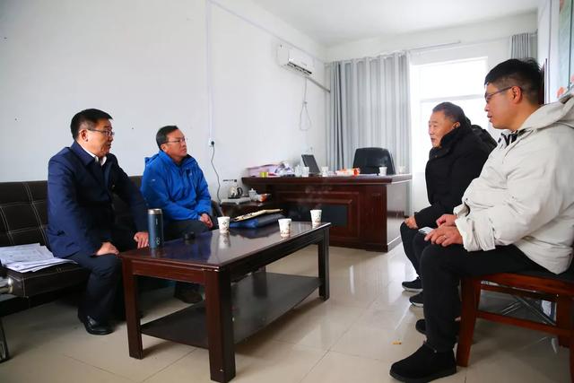 禹州汪伟宏检察长赴杨河村、连庄村督导脱贫攻坚工作 禹州汪伟宏检察长赴杨河村、连庄村督导脱贫攻坚工作