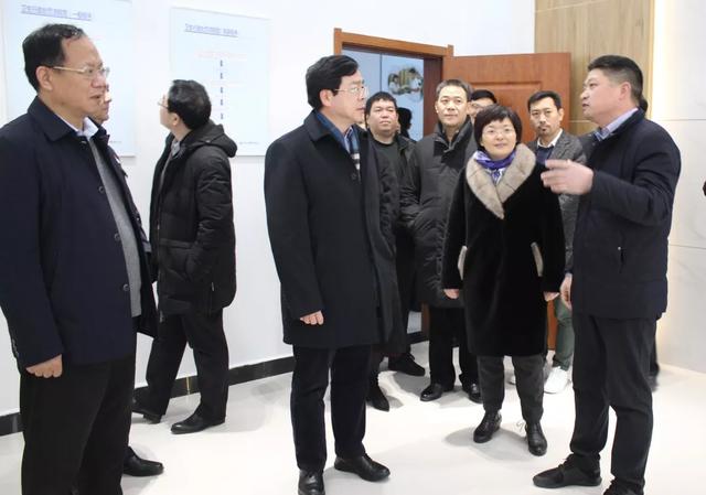 专家齐聚禹州实地调研卫生监督机构规范化建设工作 专家齐聚禹州实地调研卫生监督机构规范化建设工作