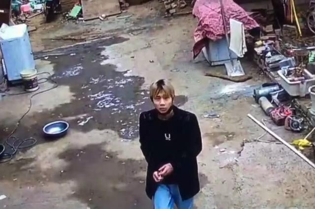 禹州警方正在通缉这名男子!见到请立即报警! 禹州警方正在通缉这名男子!见到请立即报警!