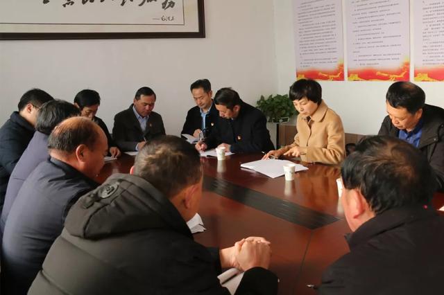 禹州市委常委、市纪委书记刘璐一行到古城镇魏庄村开展扶贫调研 禹州市委常委、市纪委书记刘璐一行到古城镇魏庄村开展扶贫调研