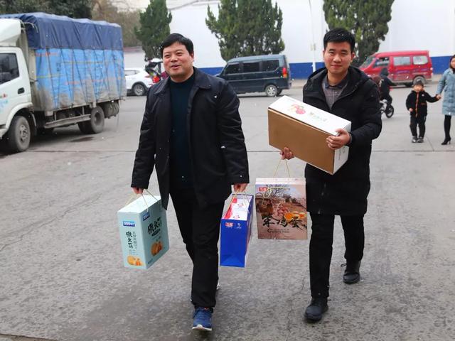 禹州市人民检察院开展看望慰问退休老干部活动 禹州市人民检察院开展看望慰问退休老干部活动