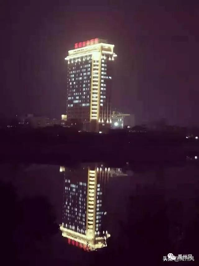 禹州住建人让“三都”沐祥光,长灯映星辰!夜亮故城 禹州住建人让“三都”沐祥光,长灯映星辰!夜亮故城