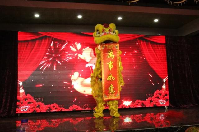 禹州市郭连镇闫楼社区春节联谊会火爆现场! 禹州市郭连镇闫楼社区春节联谊会火爆现场!
